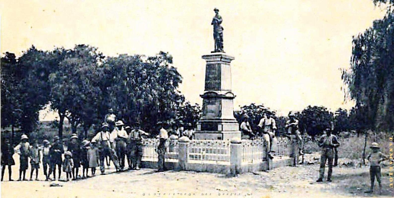 3029- Parmentier - Monument aux Morts2.jpg